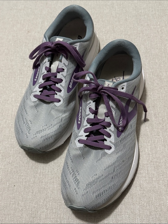 Brooks Shoes - Wmns Sz 10 Brooks Launch 7 Medium Neutral Running Shoes-Gray/Purple/White-GUC